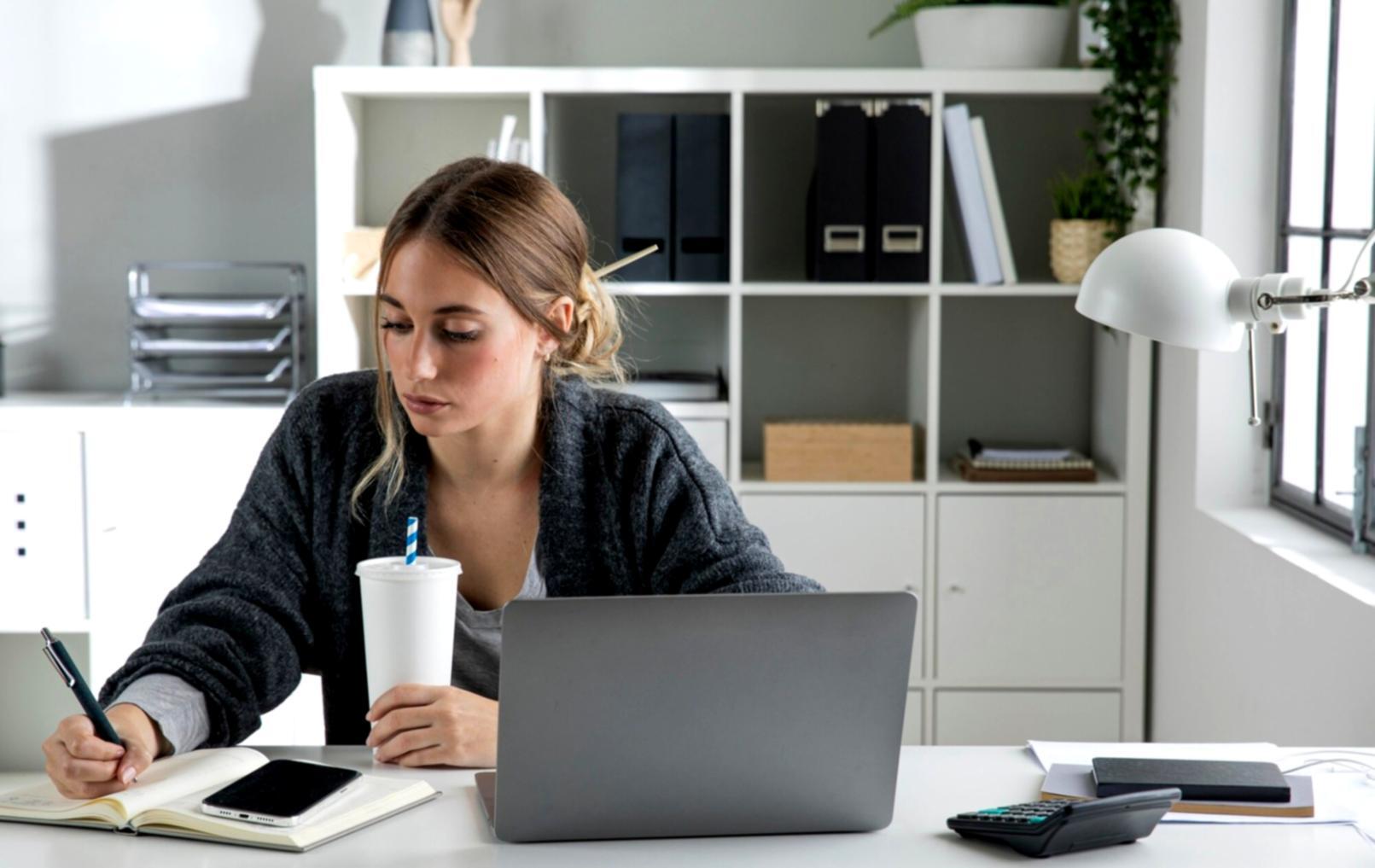 Team collaboration on financial risk assessment