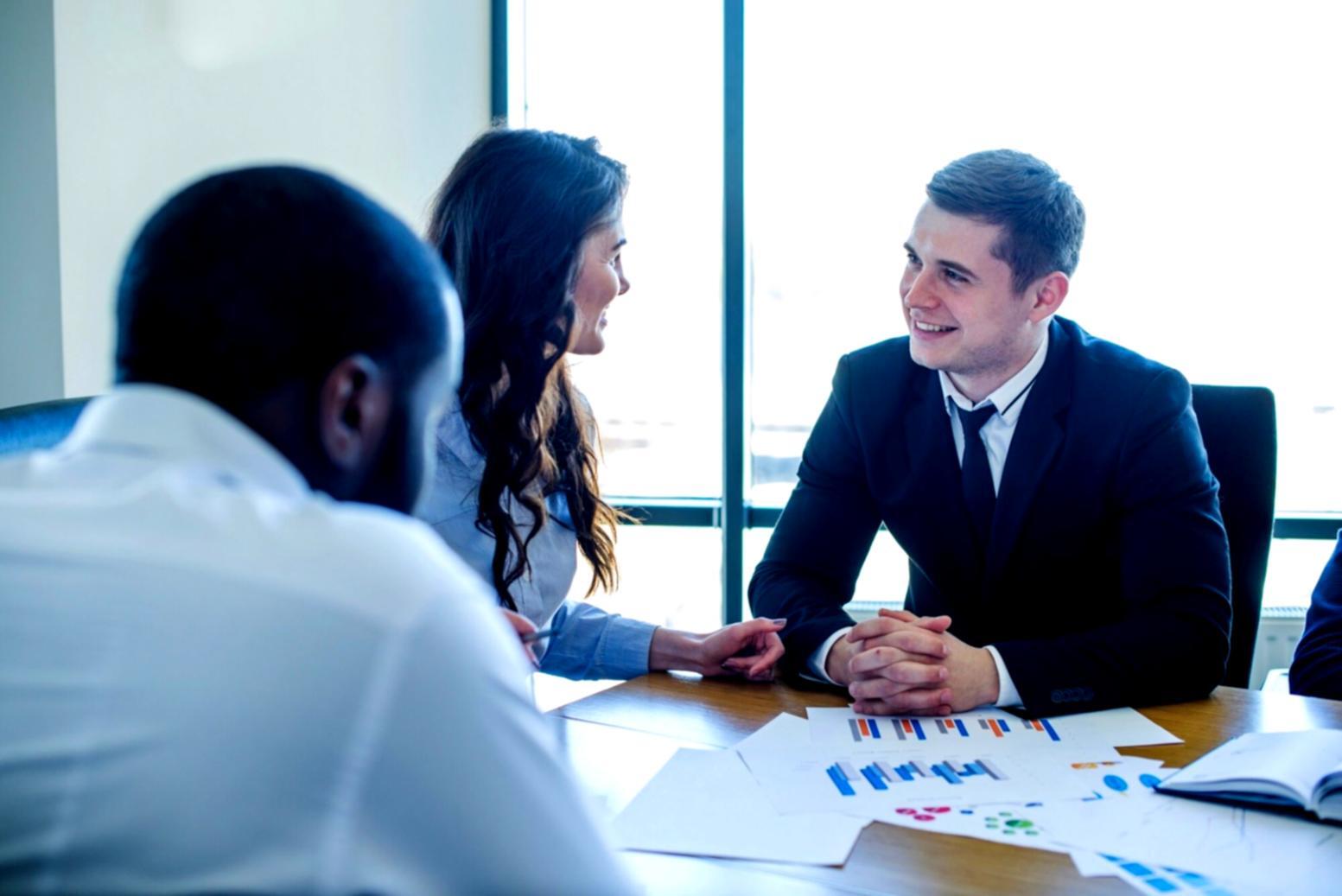 Risk analysis charts and financial modeling tools